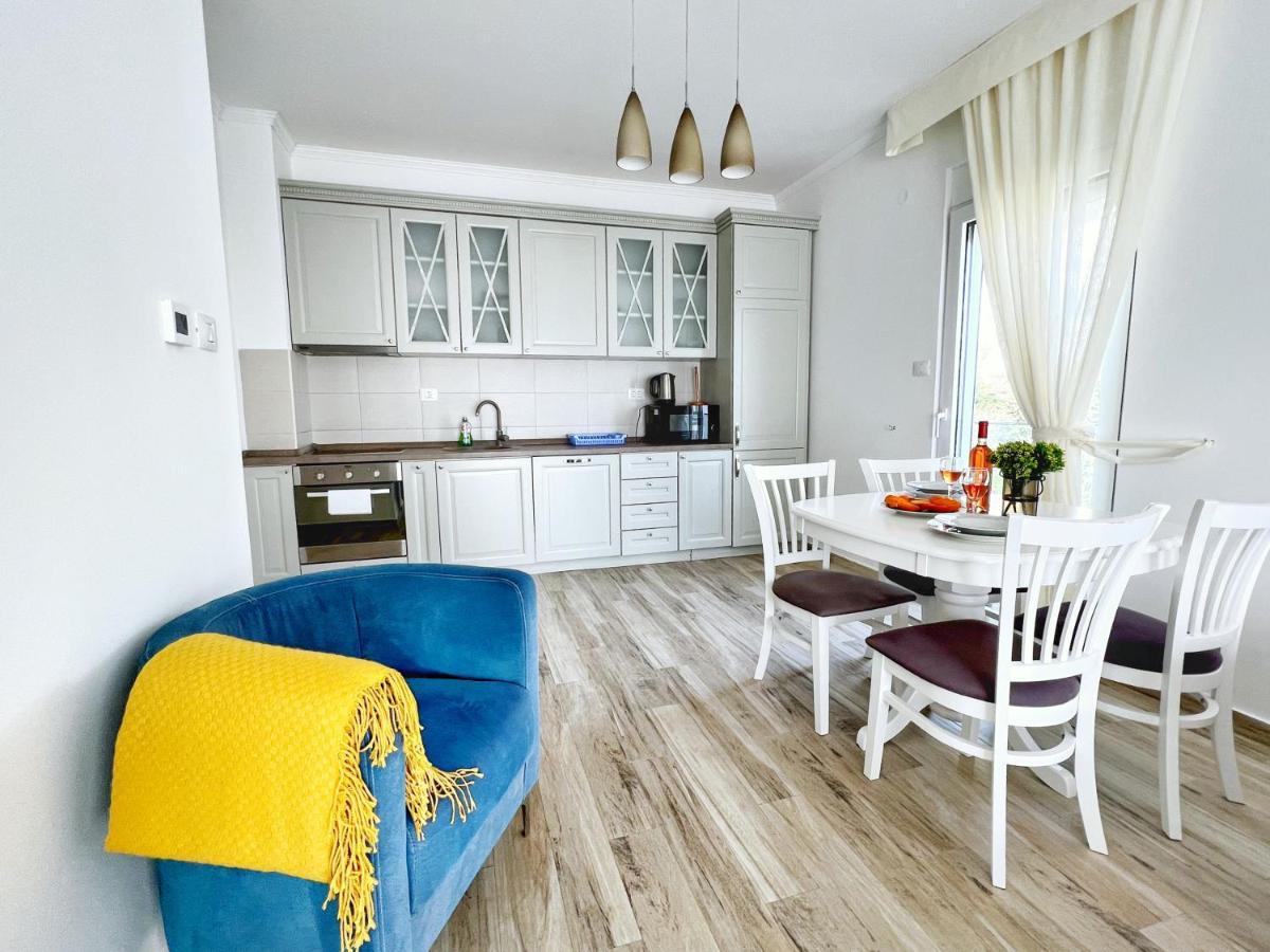 Yourhome Beach First Line Добра-Вода Экстерьер фото
