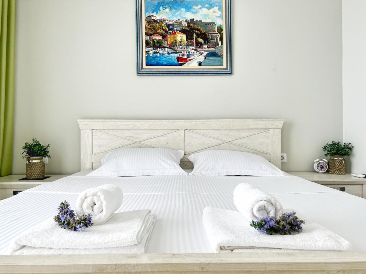 Yourhome Beach First Line Добра-Вода Экстерьер фото