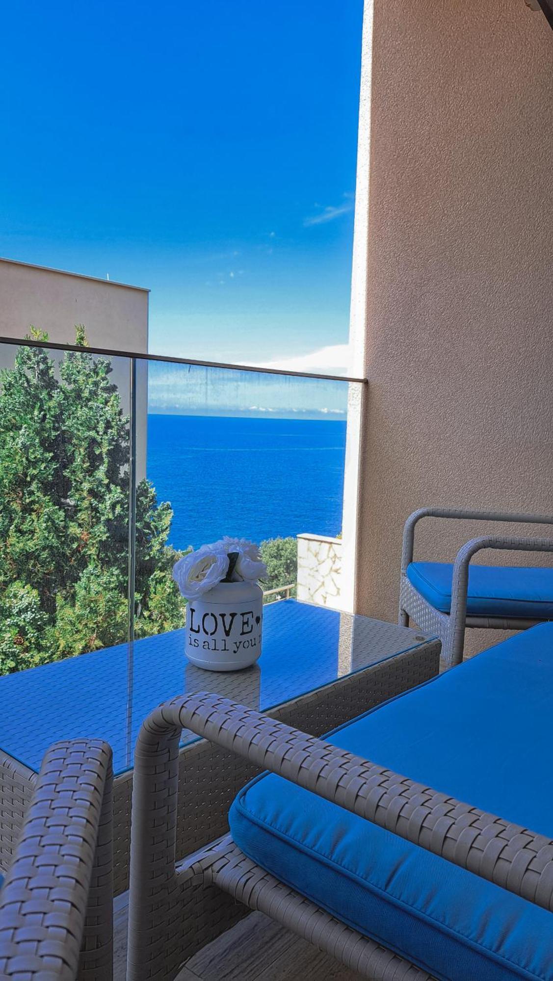 Yourhome Beach First Line Добра-Вода Экстерьер фото